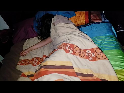❤️ Styvbarn som skäller ut sin unga styvmor medan hon sover. Fuckingvideo at sv.befuck-net.ru ☑